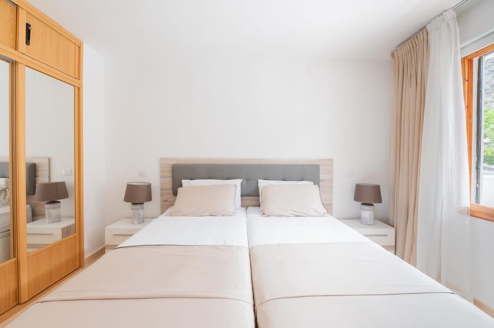 Sunset view, Los Cristianos - Port Royale Apartment in Los Cristianos