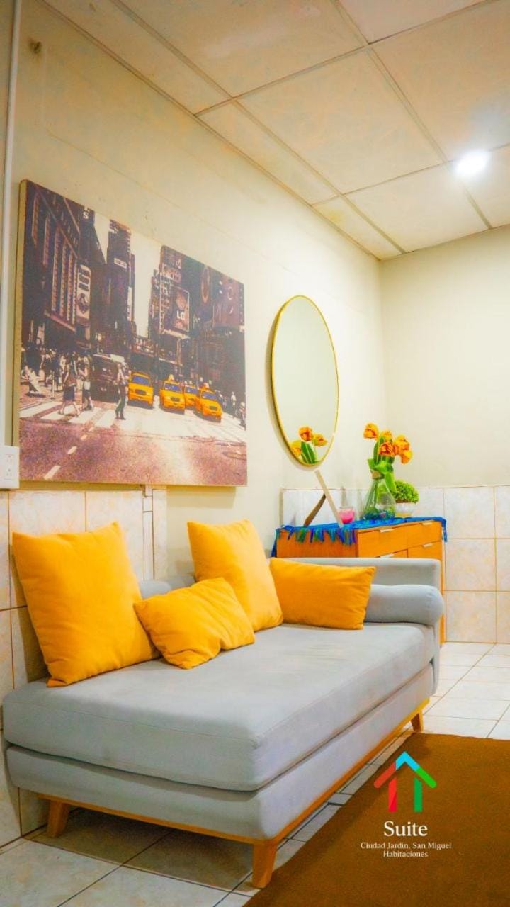 Suite 608 Ciudad Jardín San Miguel House in El Salvador