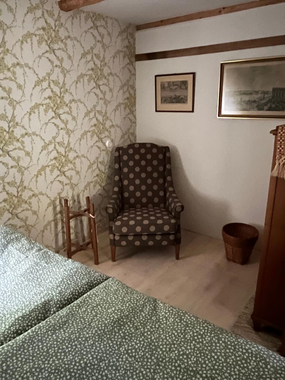 Seating area, Bedroom