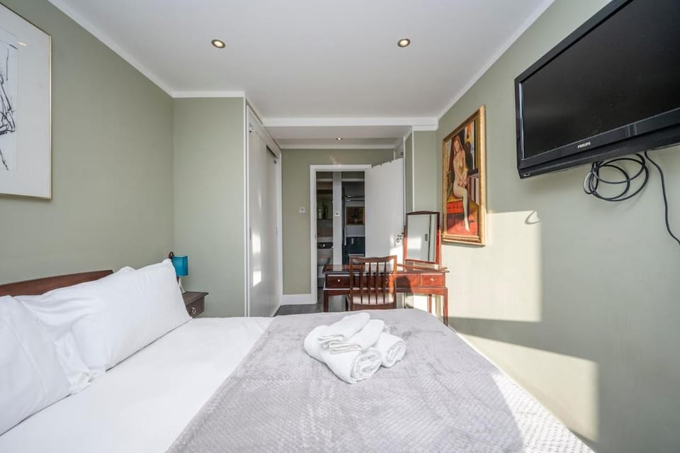 Stunning London View Apartment in London Borough of Southwark