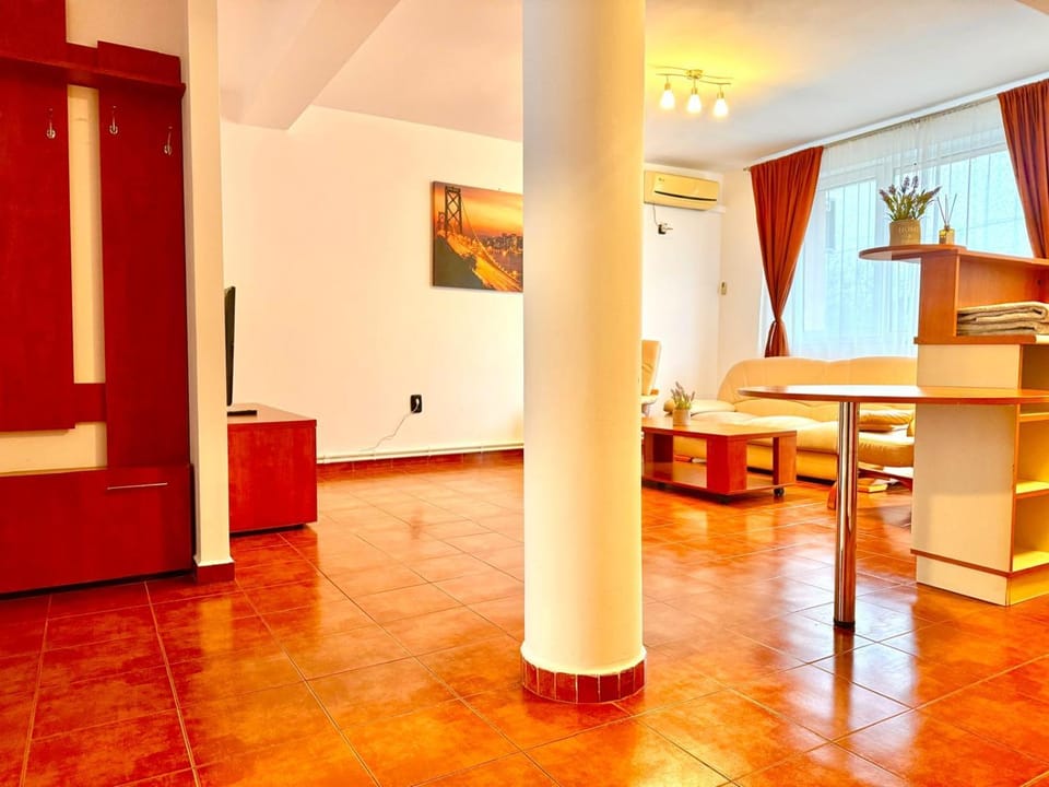 Living room, Seating area, Dining area, air conditioner