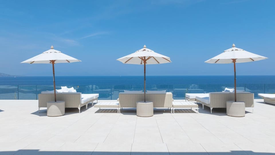 JAMES FCD75 - super exclusive seafront luxury villa in les Parcs de Saint Tropez Villa in Saint-Tropez