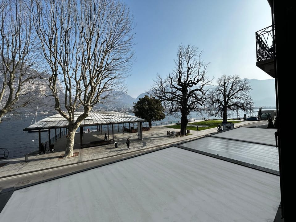 Neighbourhood, Natural landscape, Lake view, Mountain view