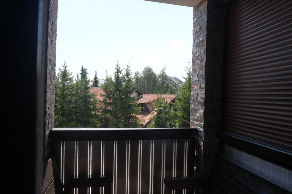 Natural landscape, View (from property/room), Balcony/Terrace