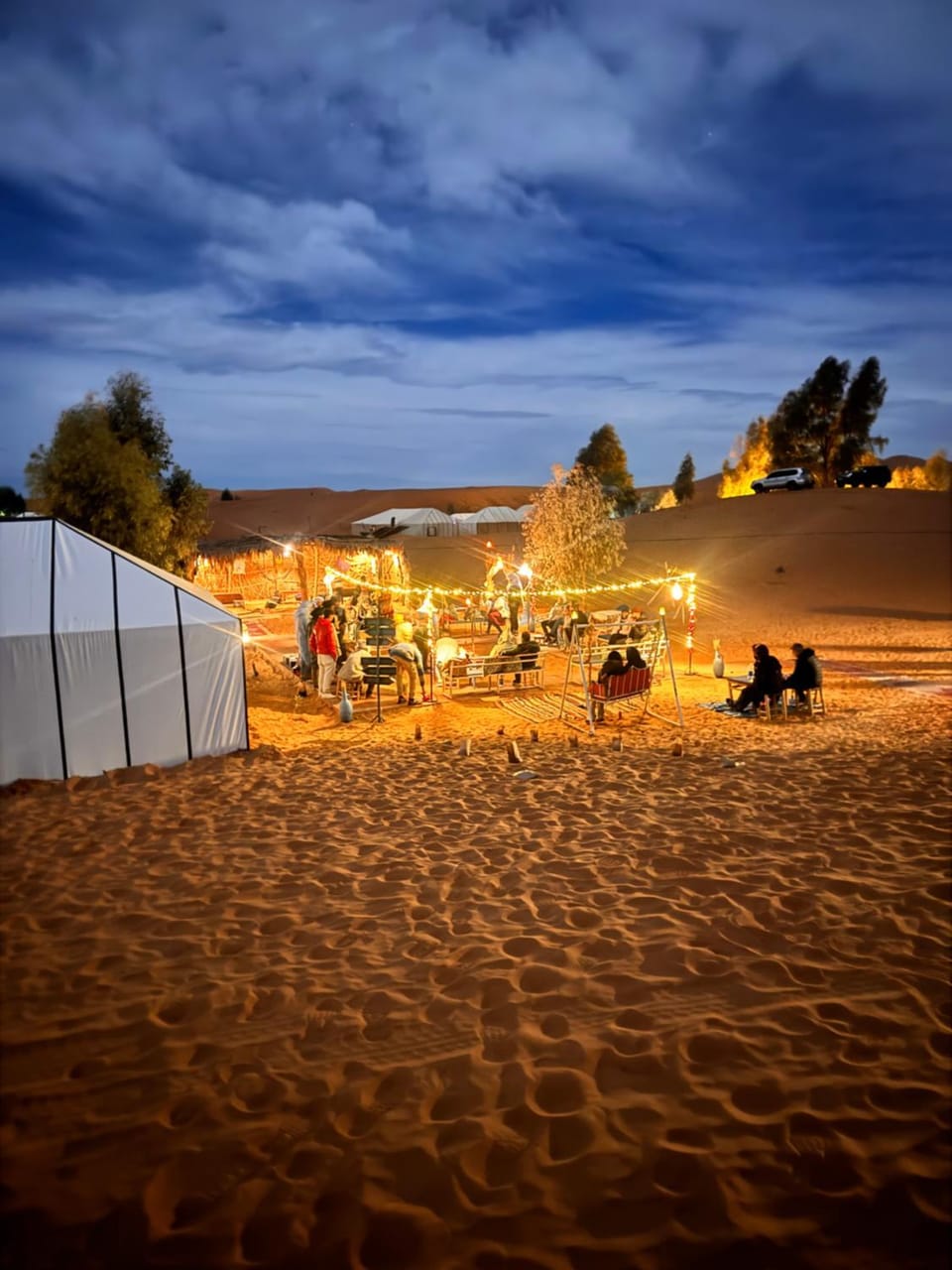 Night, Natural landscape, group of guests