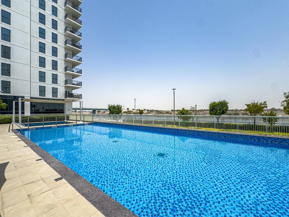 Perfect Studio for Families next to Ferrari World, Sea World, Warner Bros World & Yas Mall Apartment in Abu Dhabi