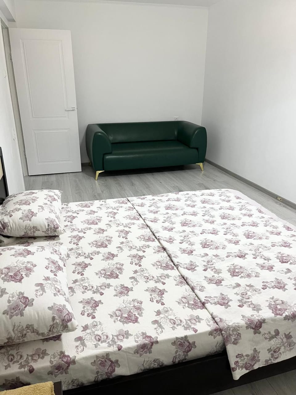 Трехкомнатная квартира Авангард 4-18 Apartment in Kazakhstan