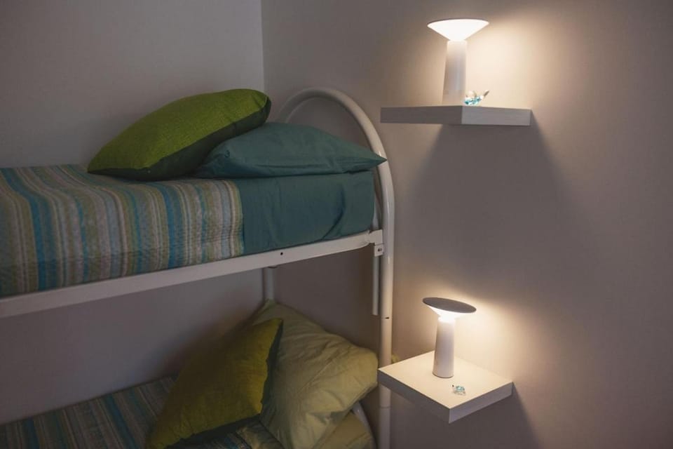 bunk bed