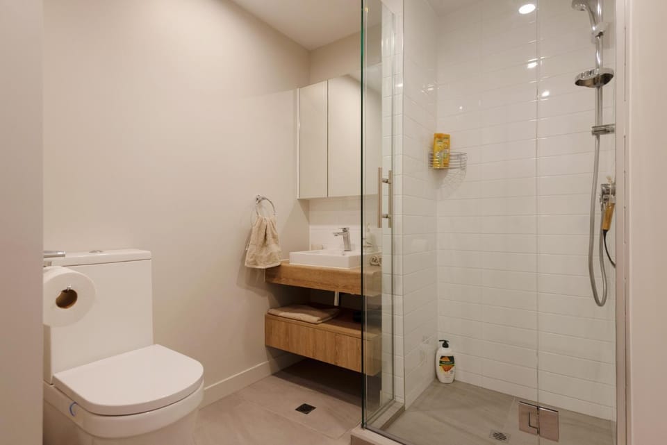 Brand New, Central & Spacious on Victoria Street Apartment in Wellington