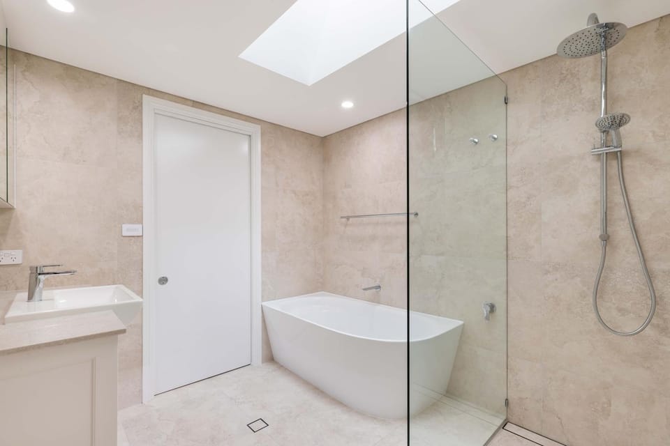 Bathroom, Bath