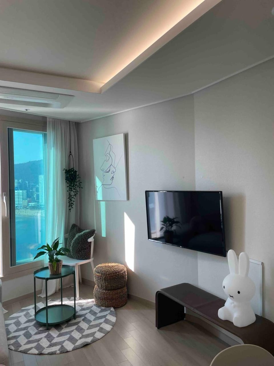 TV and multimedia, Living room, Seating area