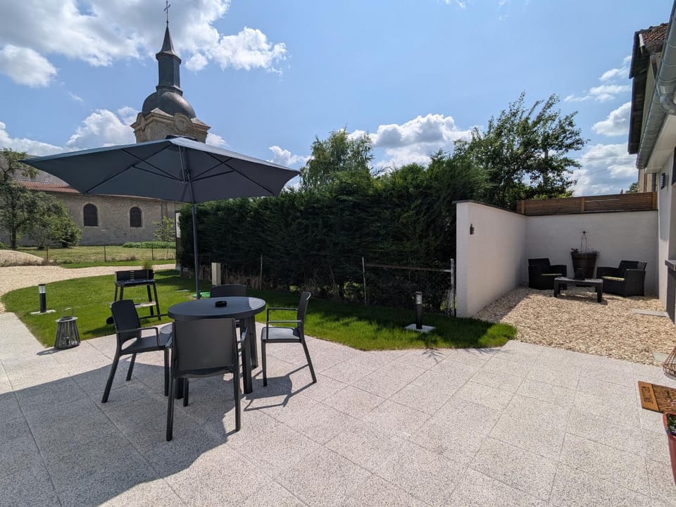 Gîte Moderne et Chaleureux pour 4 à Milly-sur-Bradon - FR-1-585-177 House in Grand Est