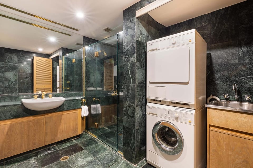 Mirage Resort Villa 136 with access to Sheraton Facilities Villa in Port Douglas