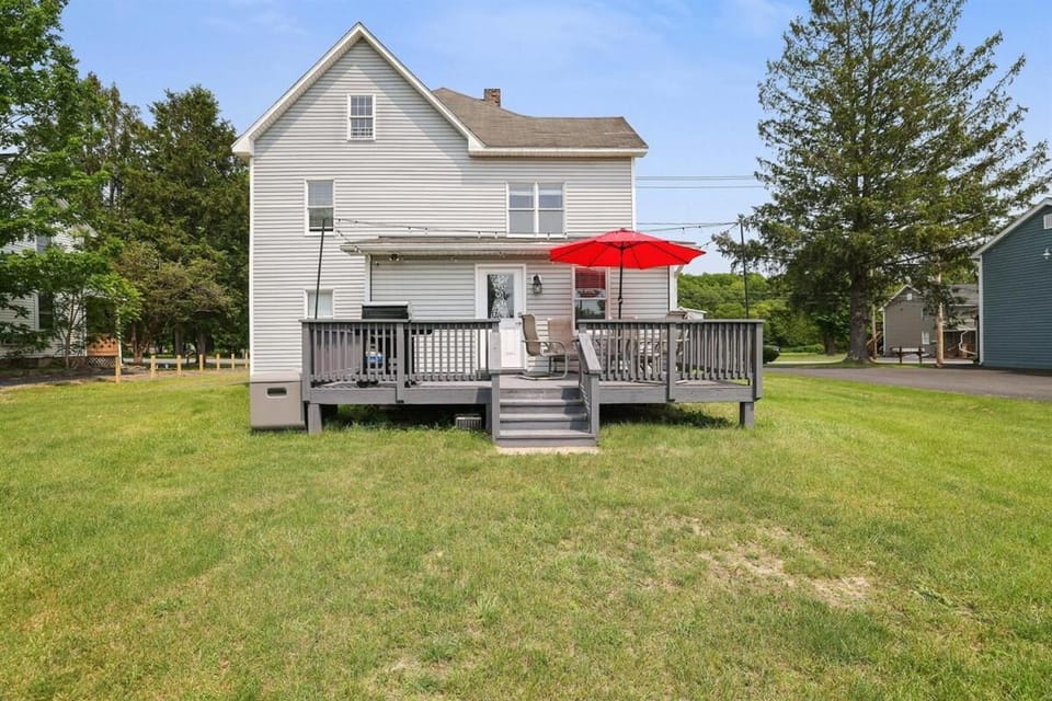 Property building, Patio, BBQ facilities