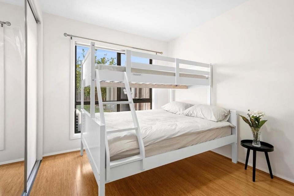 bunk bed