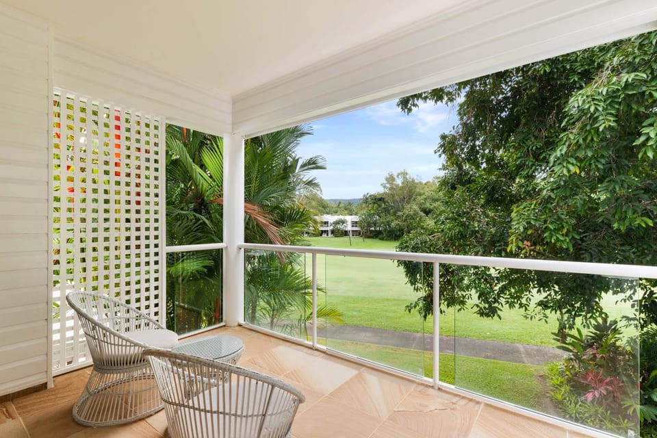 Mirage Resort Villa 422 with access to Sheraton Facilities Villa in Port Douglas
