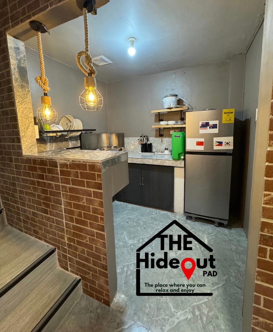 The Hideout Pad House in Angeles