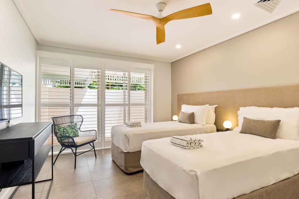 Mirage Resort Villa 432 with access to Sheraton Facilities Villa in Port Douglas