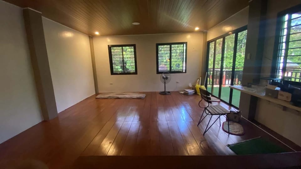 Bedroom, group of guests