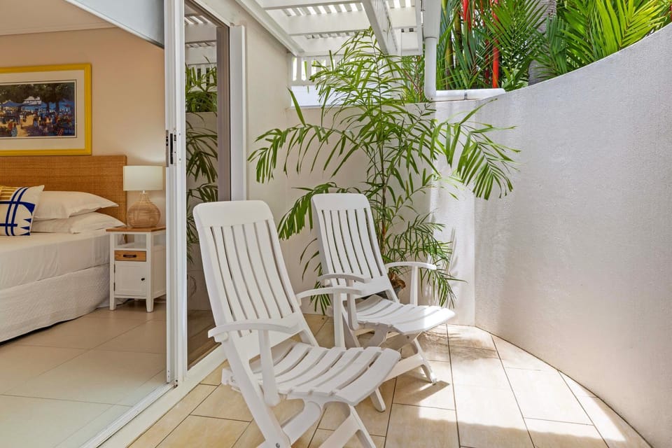 Mirage Resort Villa 454 with access to Sheraton Facilities Villa in Port Douglas