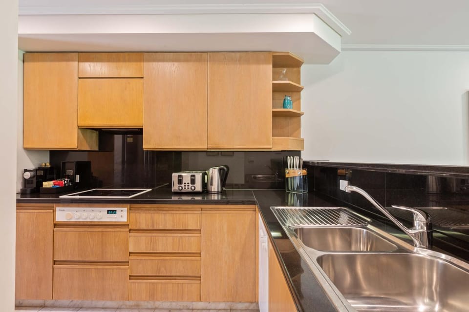 Mirage Resort Villa 145 with access to Sheraton Facilities Villa in Port Douglas