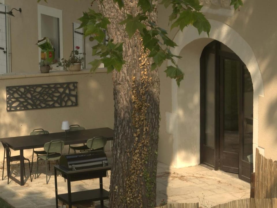Gîte dans un mas Provençal - L'Oustalet House in Provence-Alpes-Côte d'Azur
