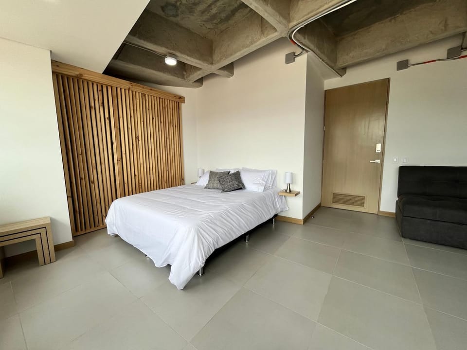 Bed, Photo of the whole room