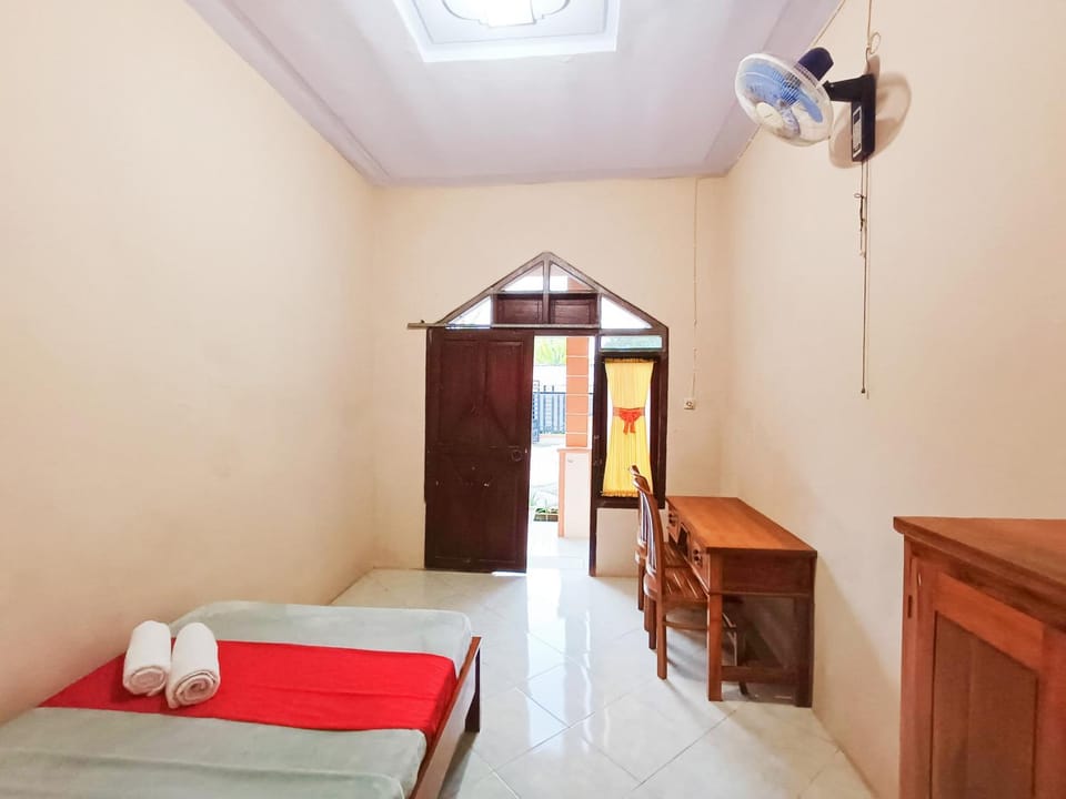 TepiKota Inn Bed and Breakfast in East Java