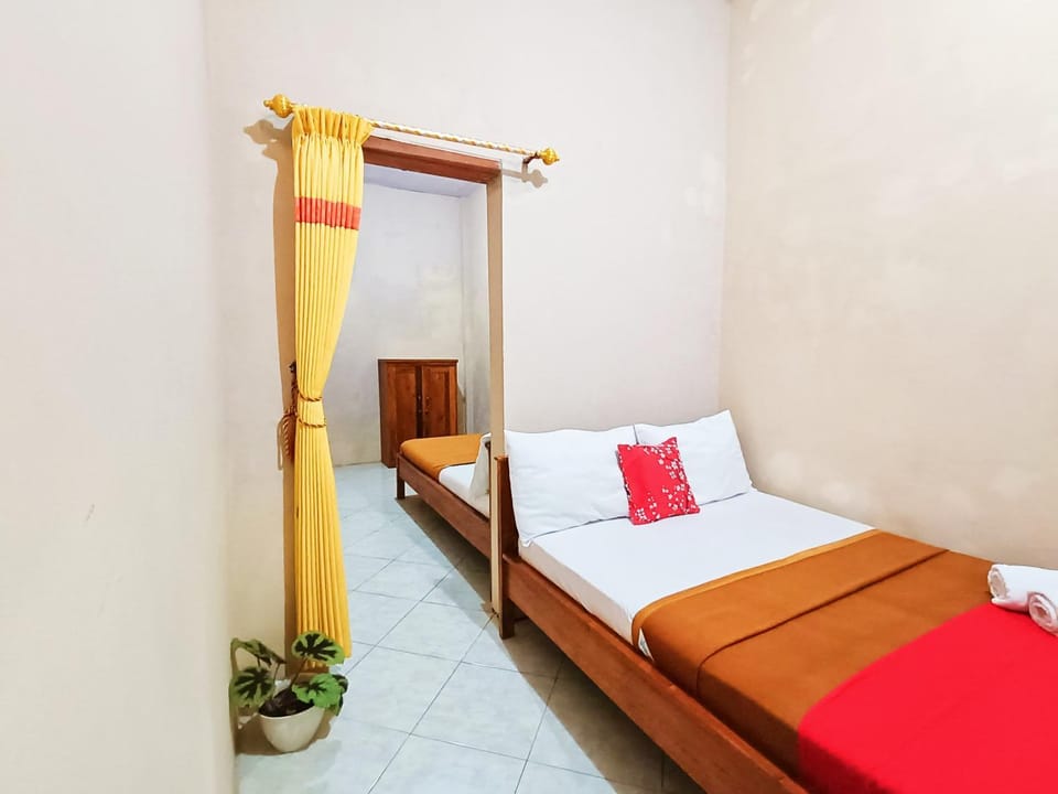 TepiKota Inn Bed and Breakfast in East Java