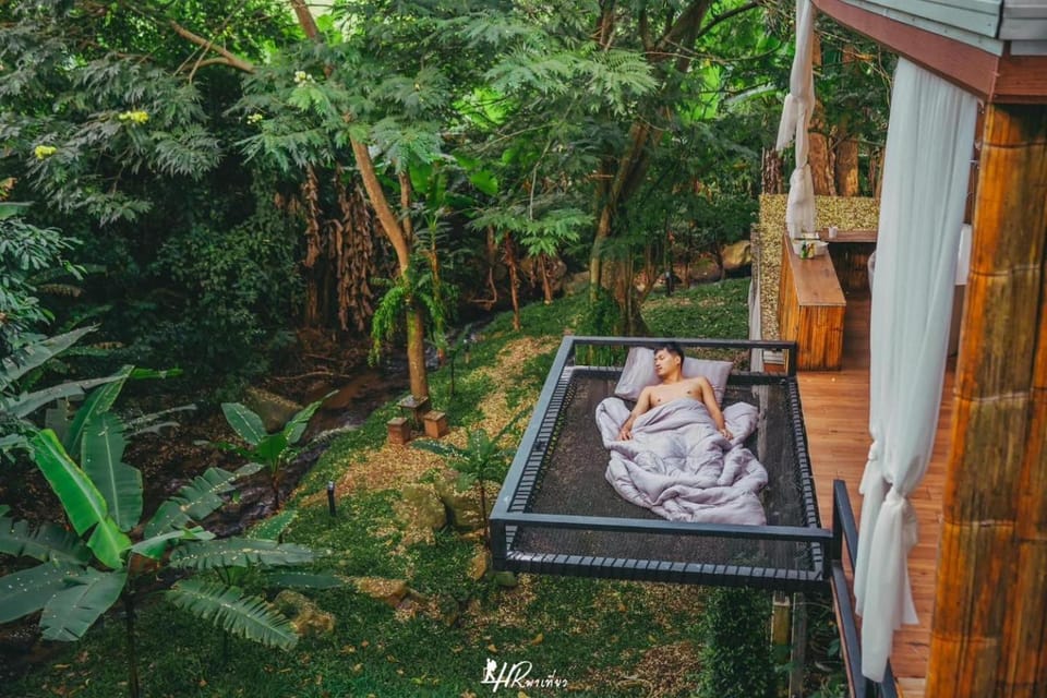 ภูธารา กลางดง Villa in Thailand