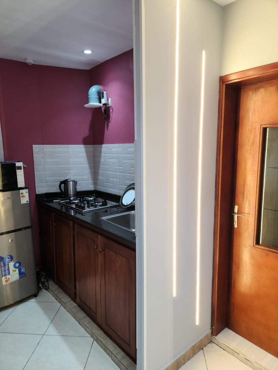 Kitchen or kitchenette