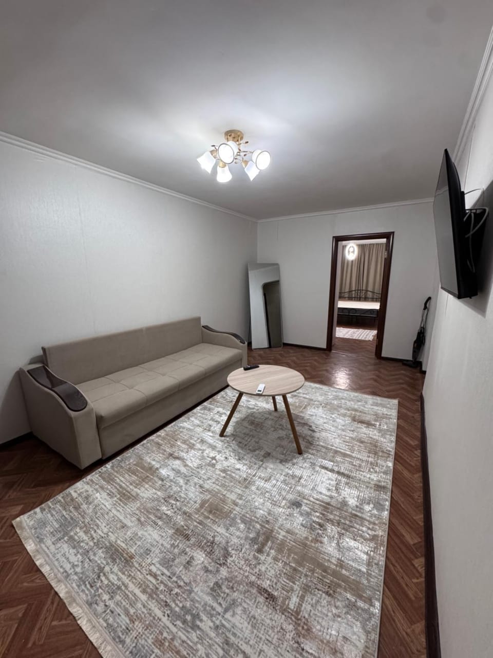 Посуточная аренда квартиры на Жарокова Бухар Жырау Apartment in Almaty