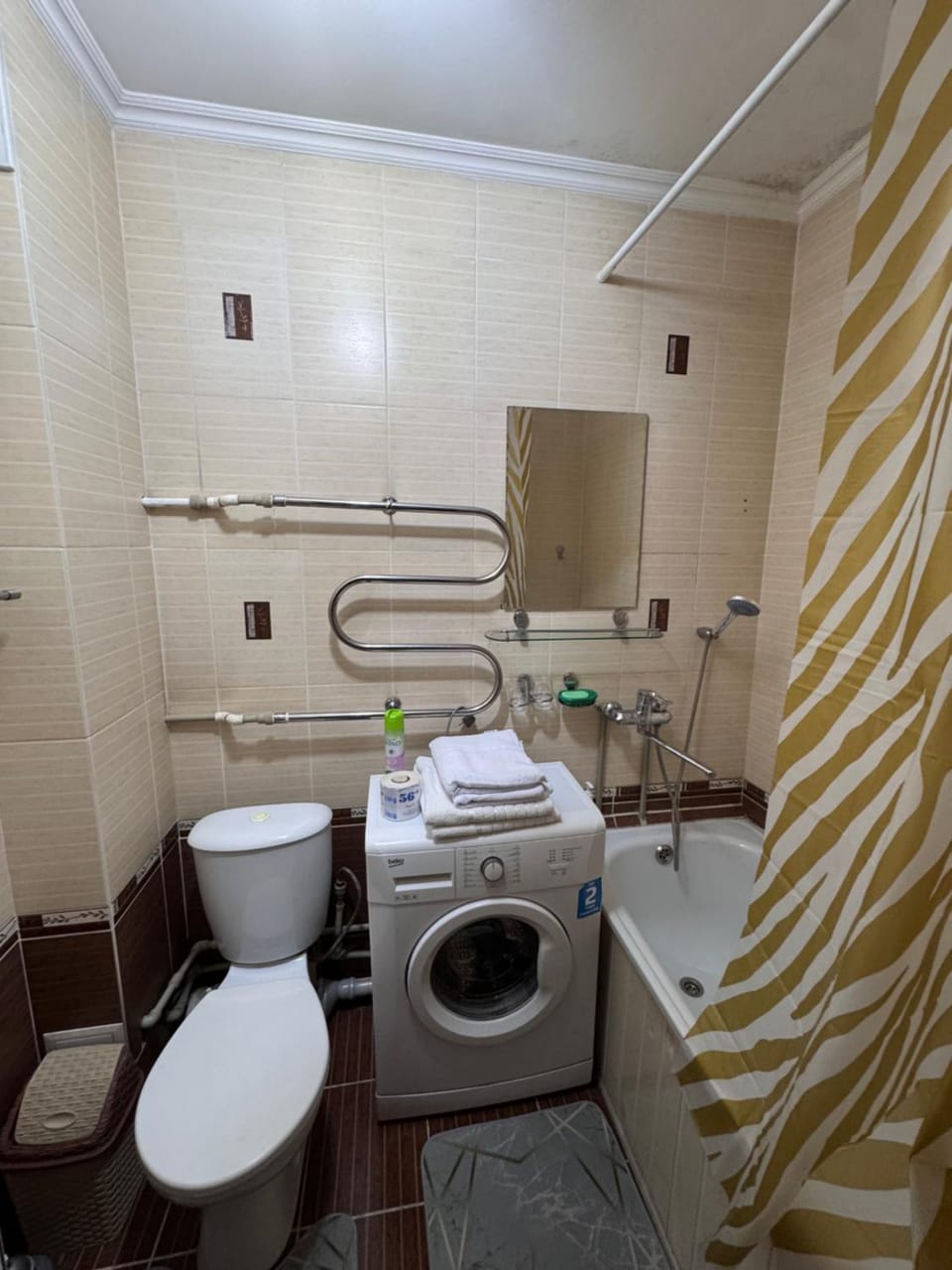 Посуточная аренда квартиры на Жарокова Бухар Жырау Apartment in Almaty