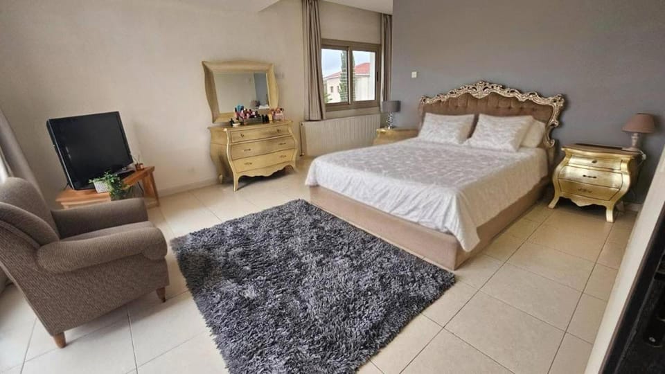 5 Bedroom Holiday villa Polemi Paphos Villa in Paphos District