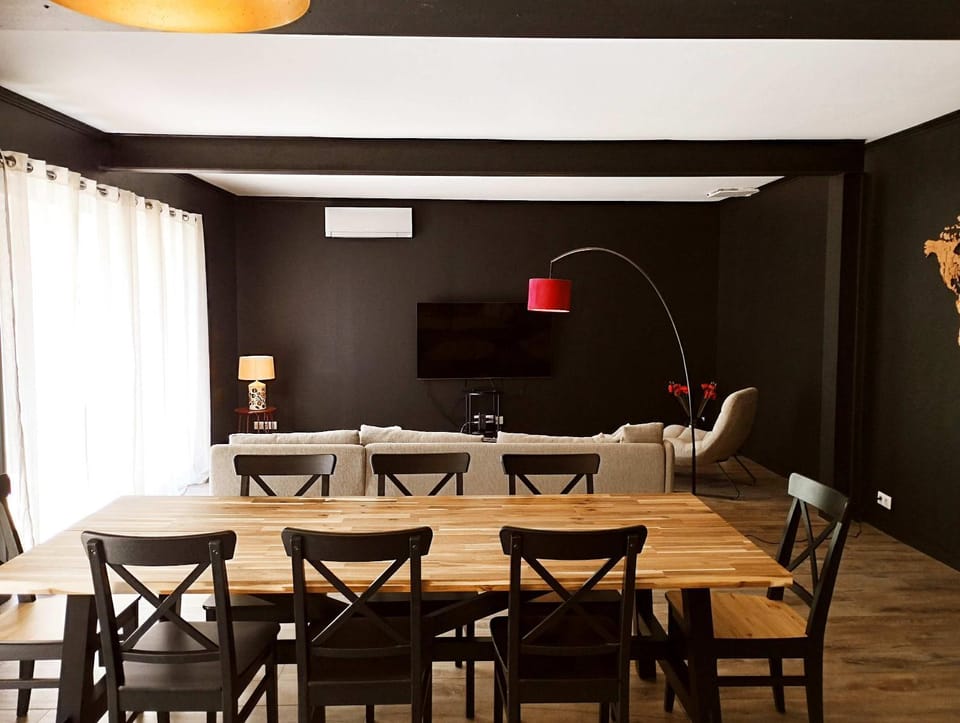 Very Chic Townhouse with Pool and Garage House in Carcassonne