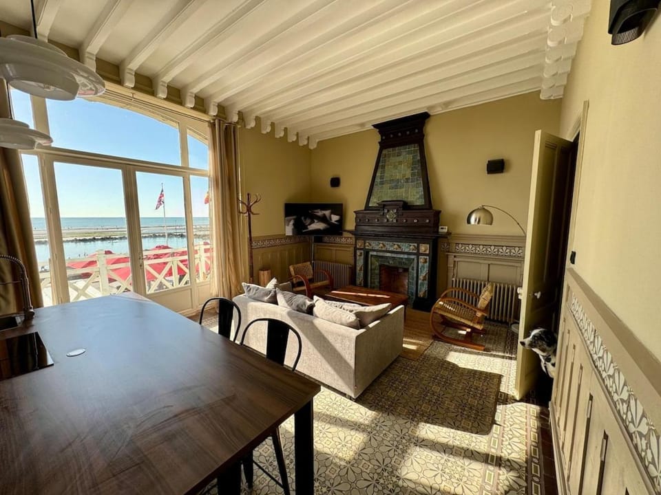 La Digue, Face mer, accès direct à la digue Wimereux Apartment in Wimereux