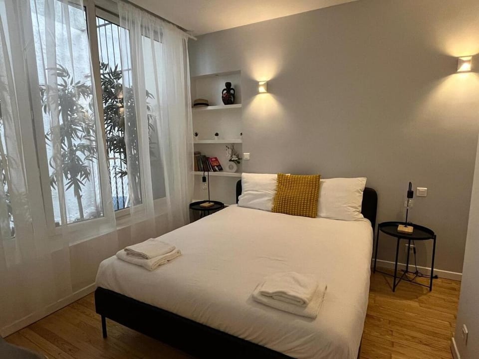 Paris Sentier Montorgueil Mobility Lease Apartment in Paris