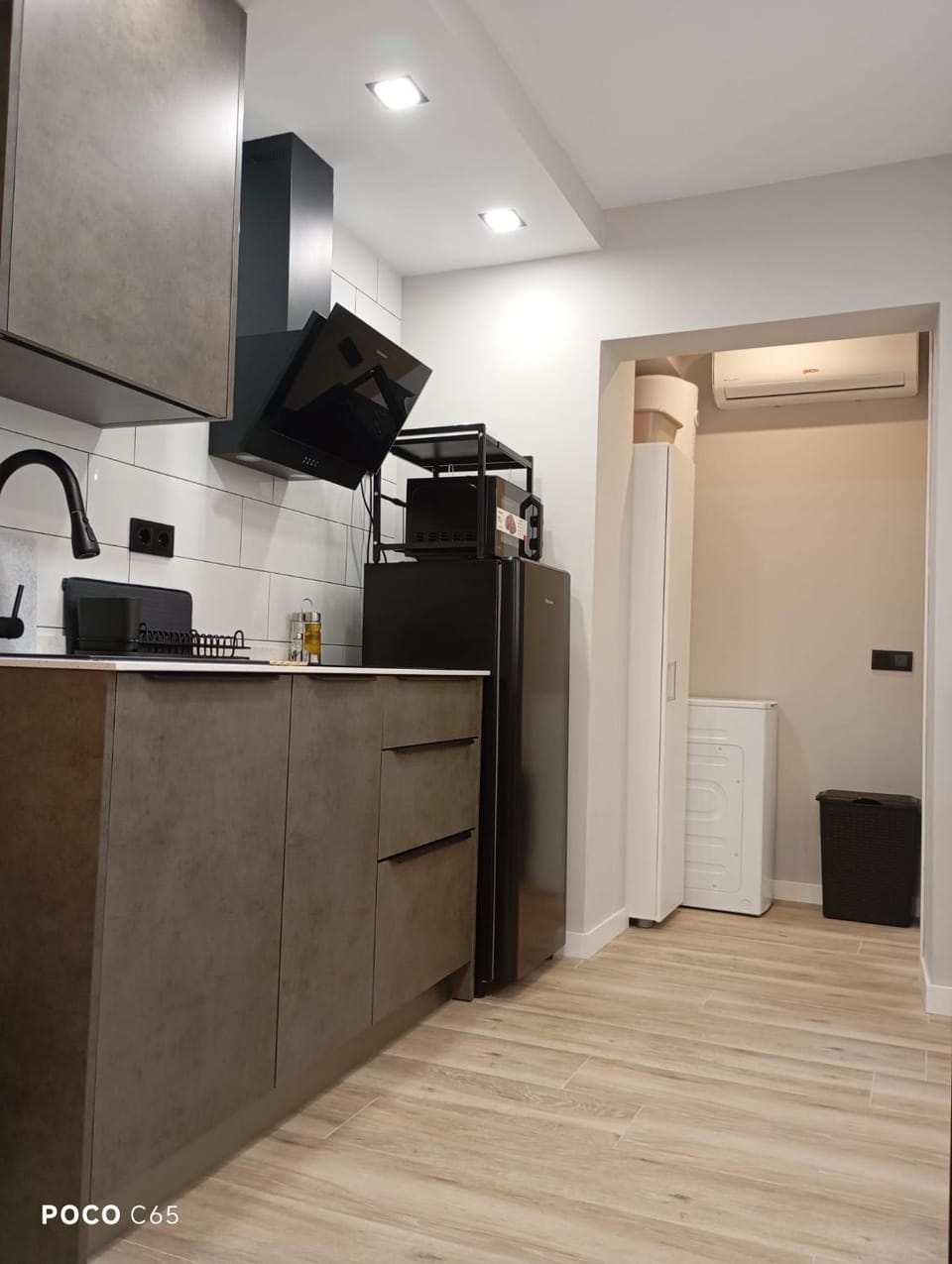 Kitchen or kitchenette, stove