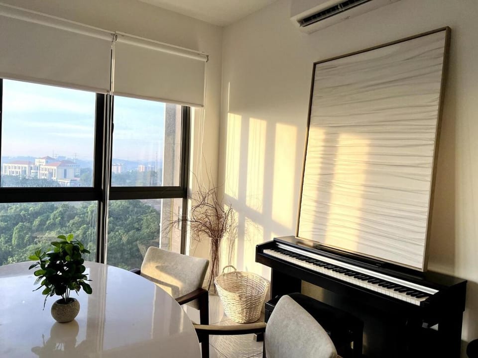 NEW Designer Condo - Panoramic Forest View - Steps To IOI City Mall - Your Best Urban Retreat Vacation rental in Putrajaya
