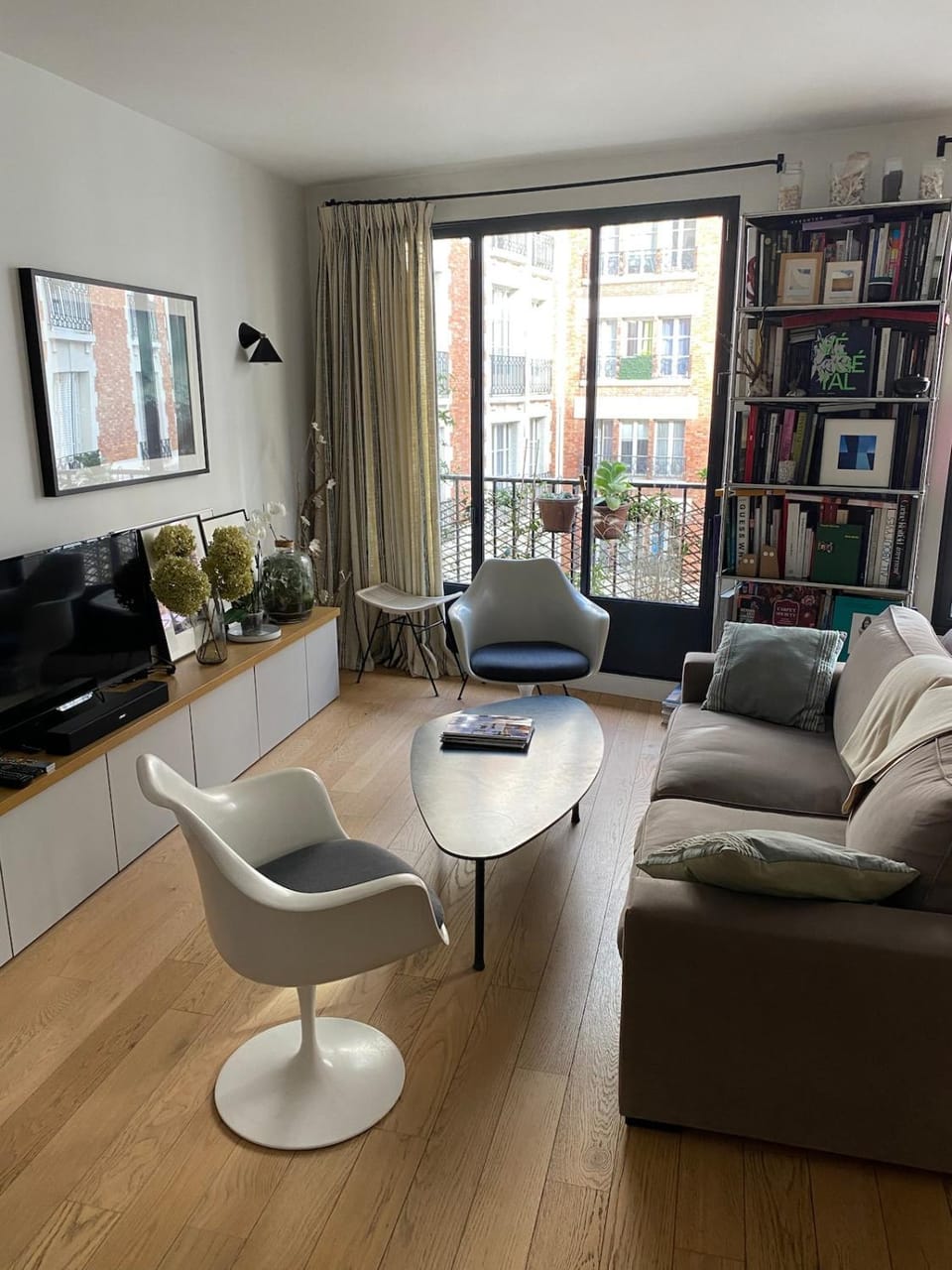 Communal lounge/ TV room, TV and multimedia, Living room, Seating area