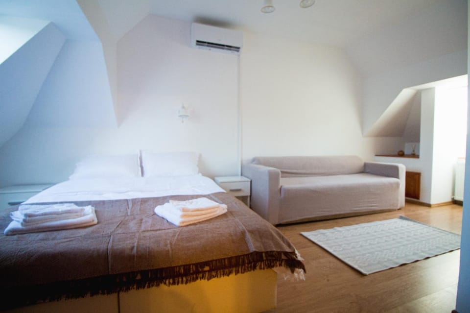 White Nest Apartment in Romania