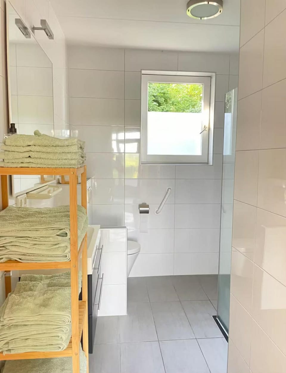 Enjoy the space and countryside at Het Hofhuys House in Drenthe (province)