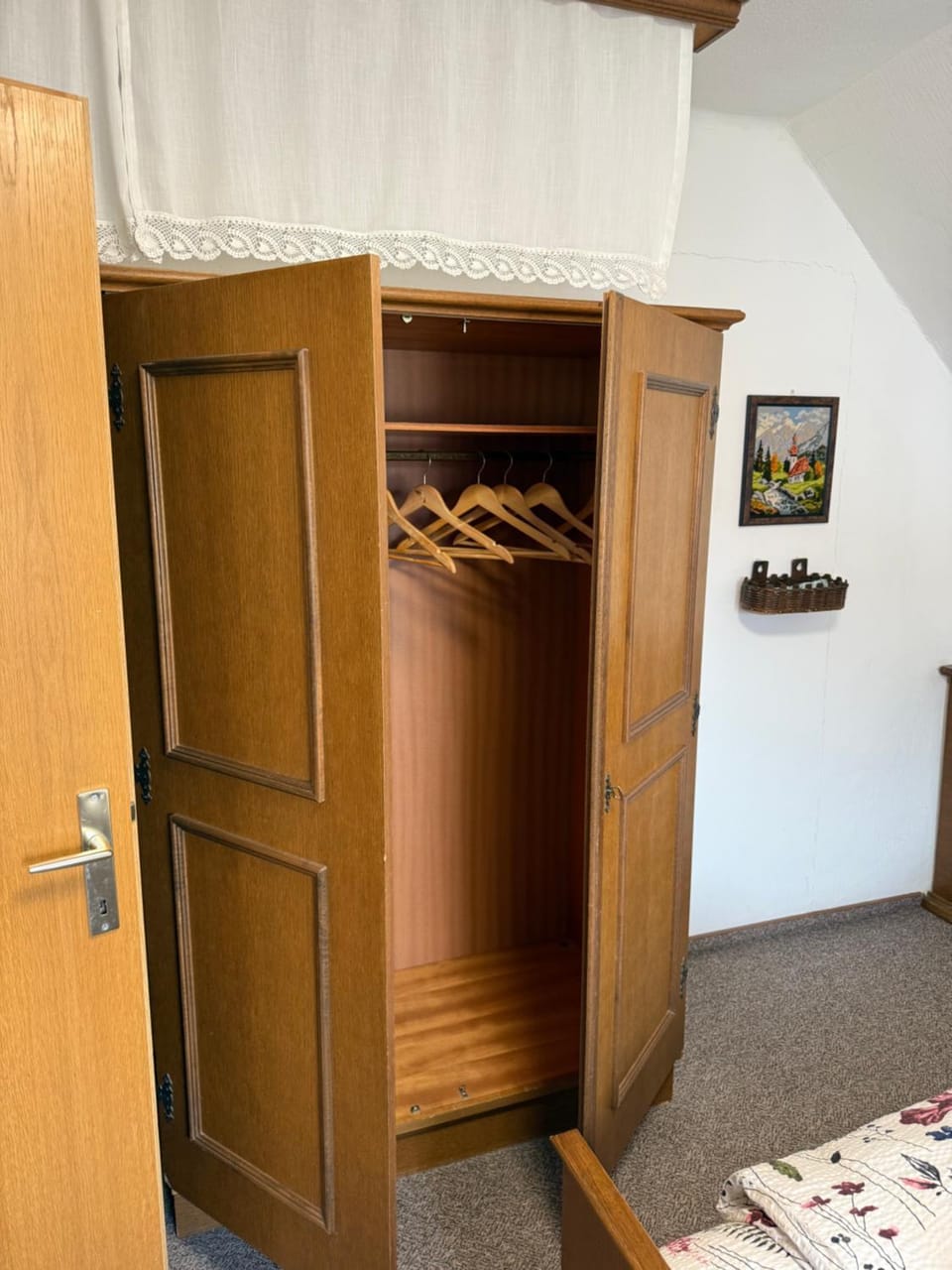 Bedroom, wardrobe