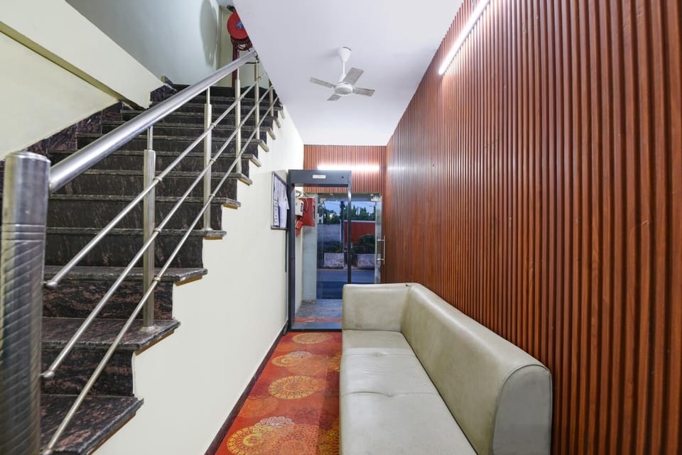 Lobby or reception, Seating area