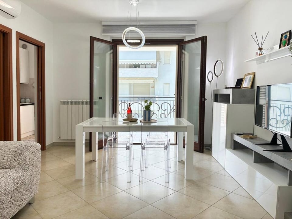 Living room, Seating area, internet, air conditioner