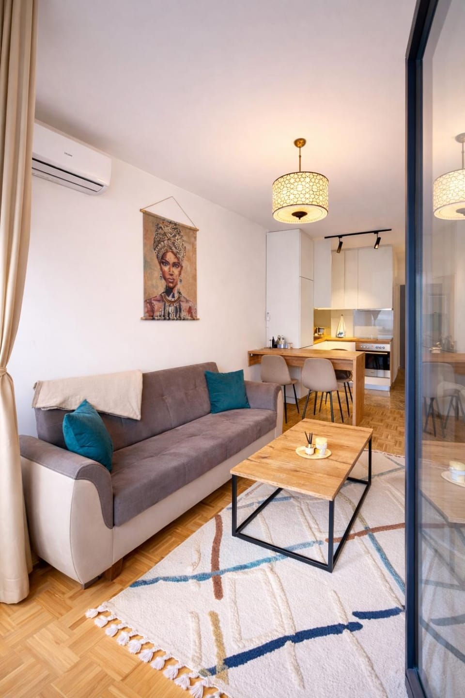 Living room, Seating area, Dining area, air conditioner