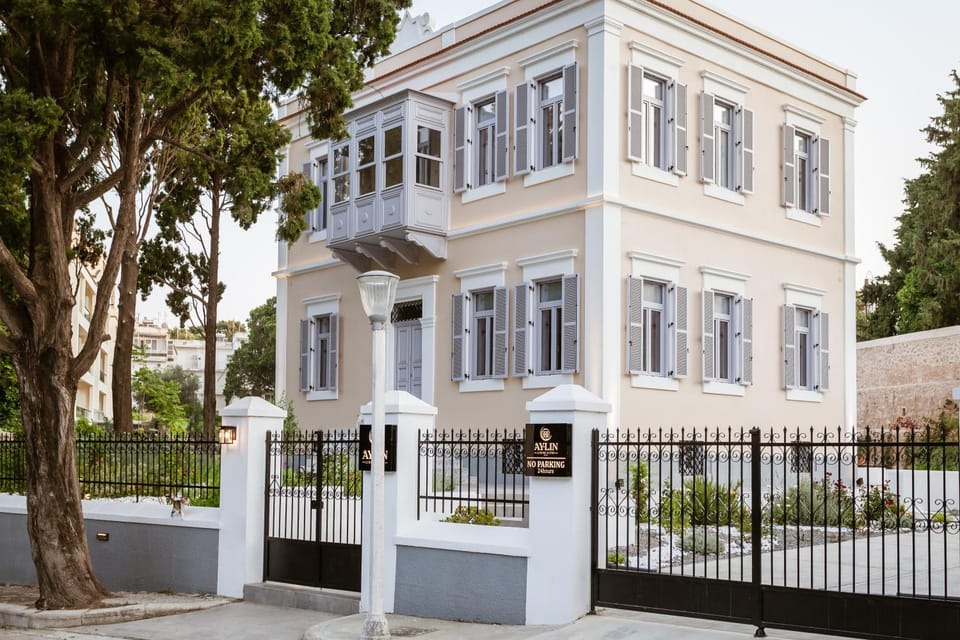 Property building, Day