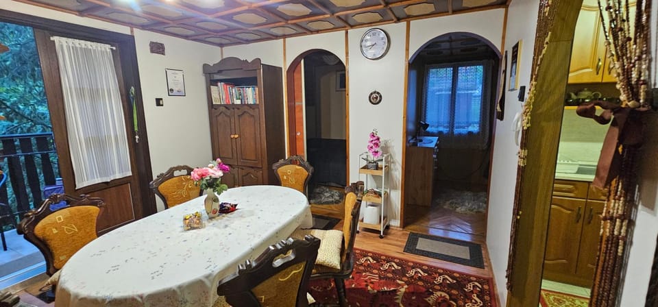 ESZTERHAI FAHÁZ Vásárosnamény-Gergelyiugornya House in Hungary