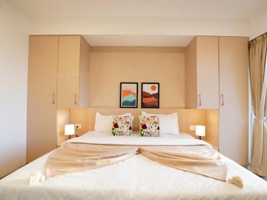 Stay Vista - Neon homeotel - 1 km from Airport Apartment in Pune