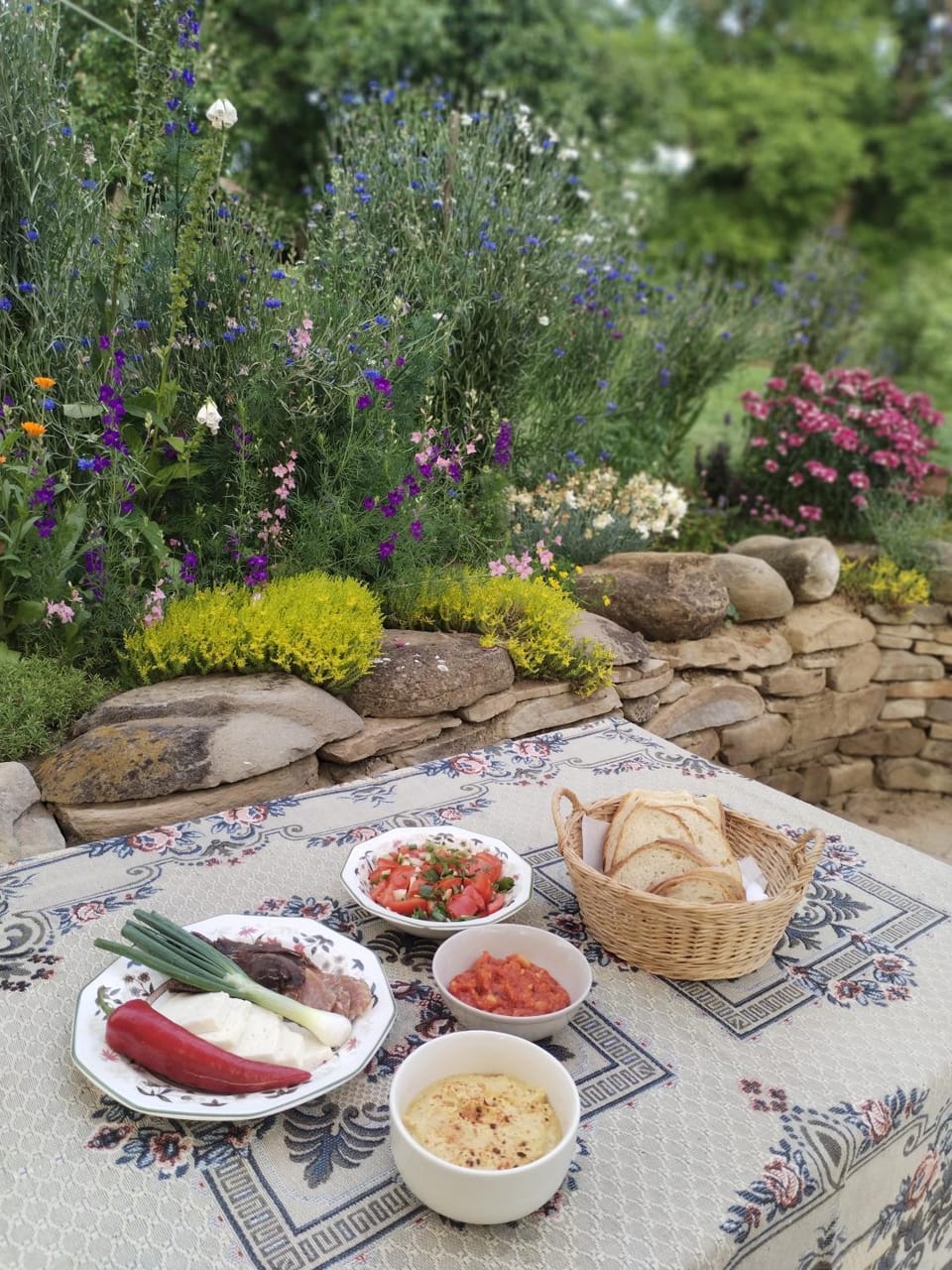 Food and drinks, Garden view, Breakfast, Breakfast
